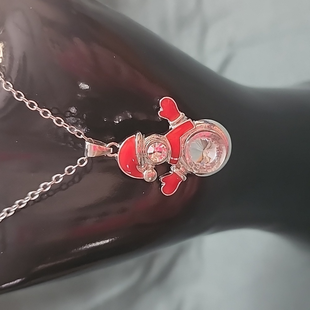 Snowman necklace